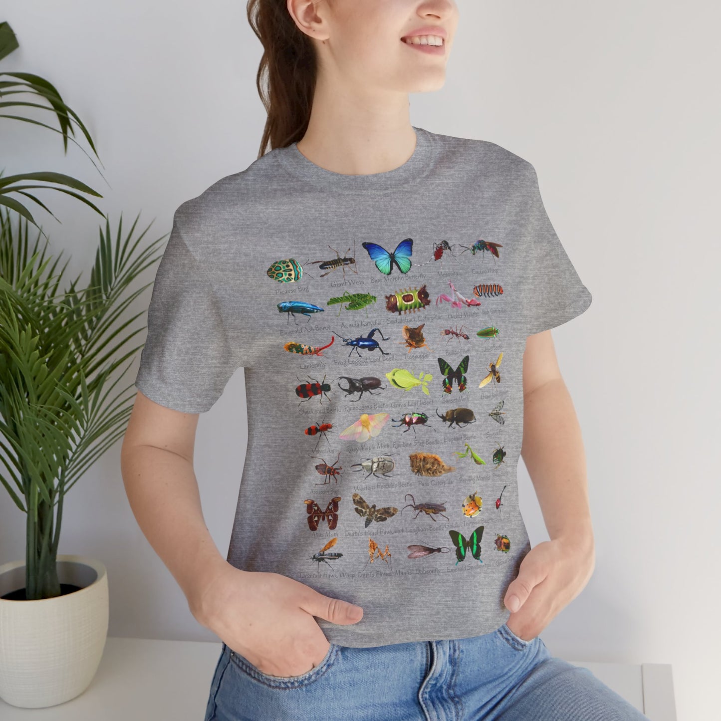 Impressive Insects T-shirt with 40 cool bugs